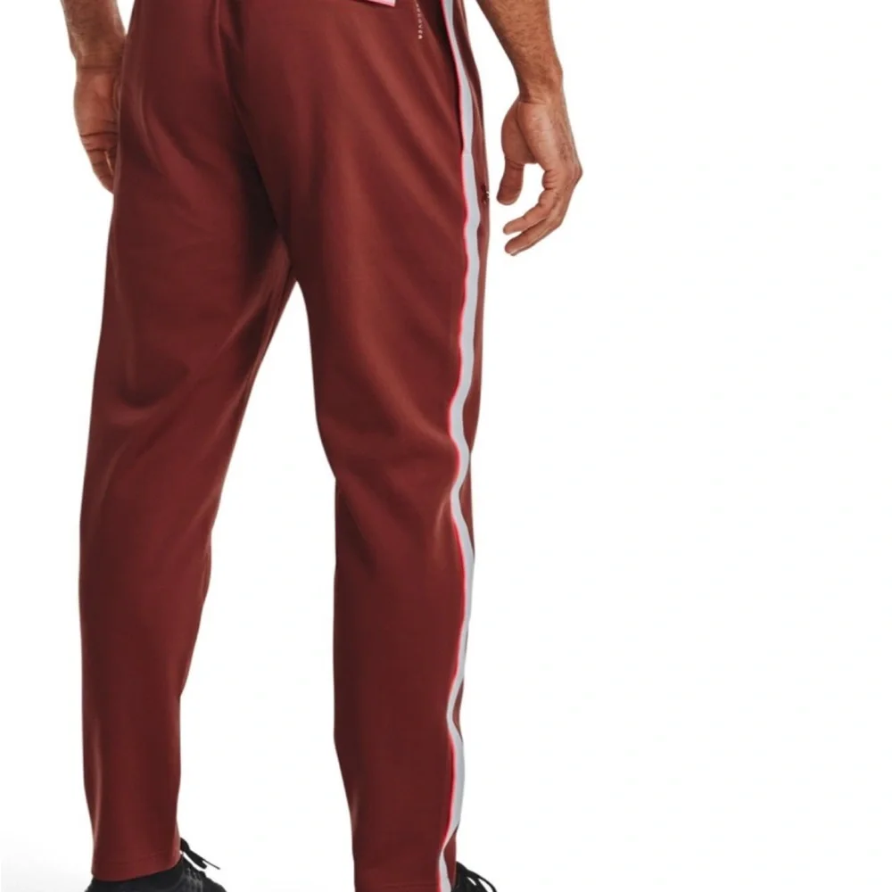 NWT Men’s Under Armour Athlete Recovery Maroon Joggers/ Sweatpants Sz‎ Small